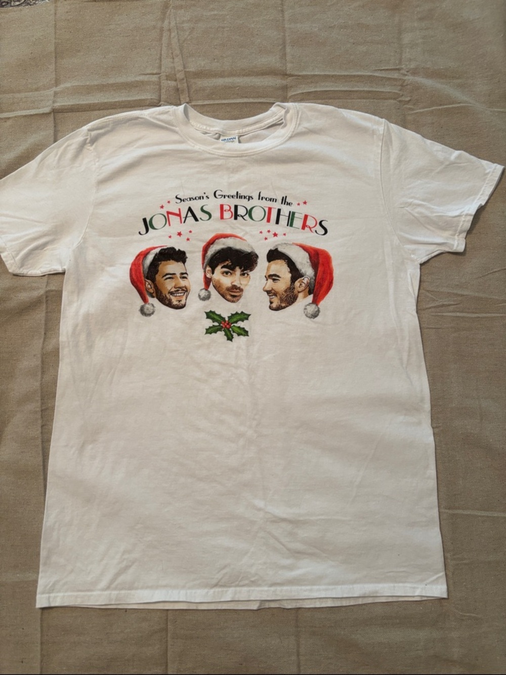 Jonas Brothers White Holiday Graphic Tee size L